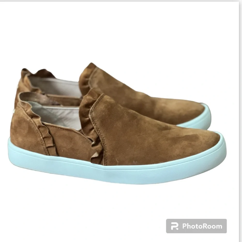 Kate Spade Lilly Ruffle Suede Platform Skate Sneakers Size 6